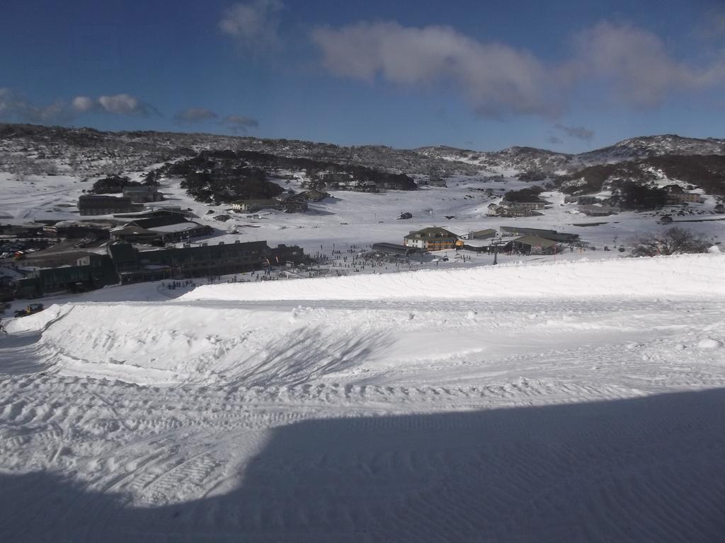 Sundeck Hotel Perisher Valley Eksteriør bilde